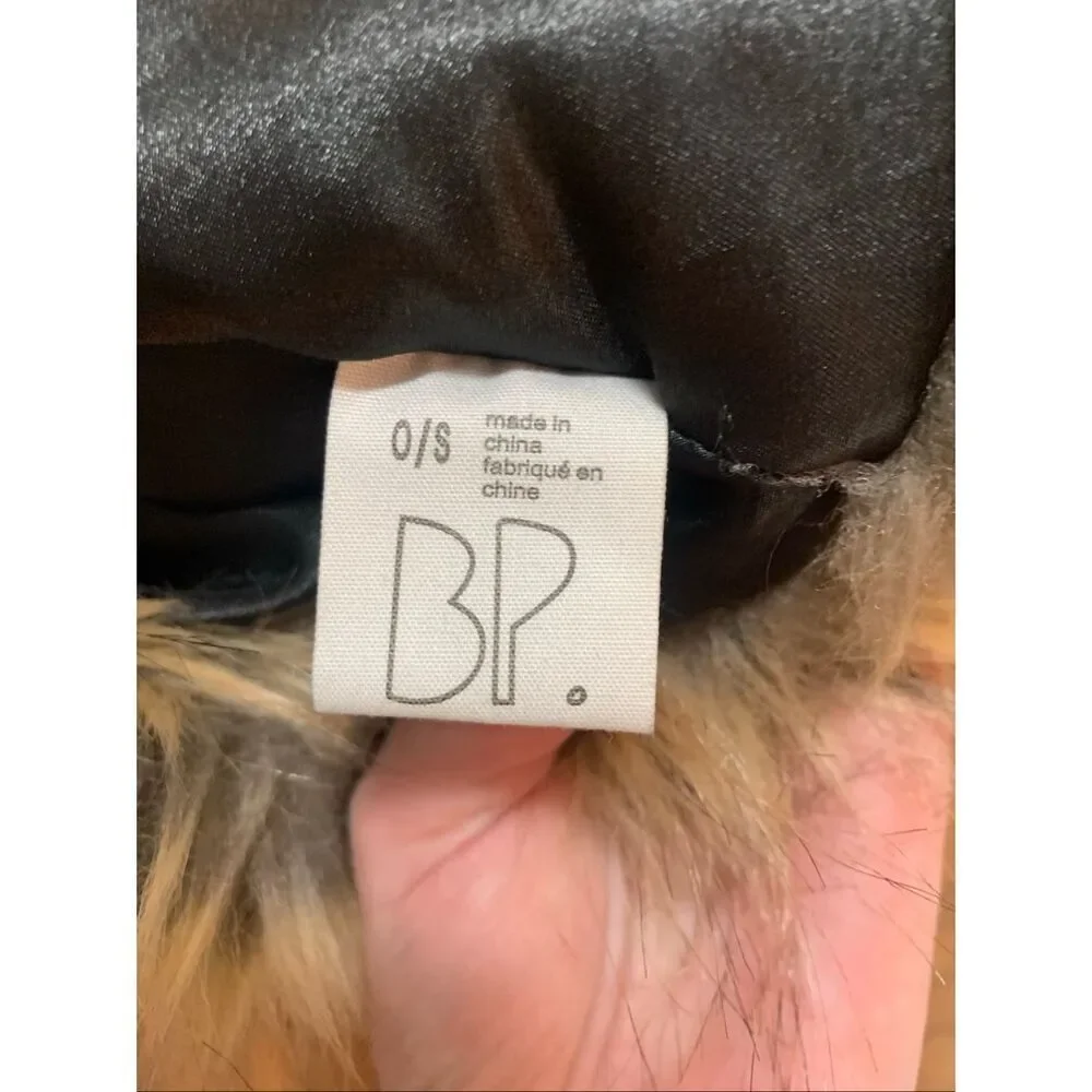 Nordstrom BP faux fur infinity scarf collar